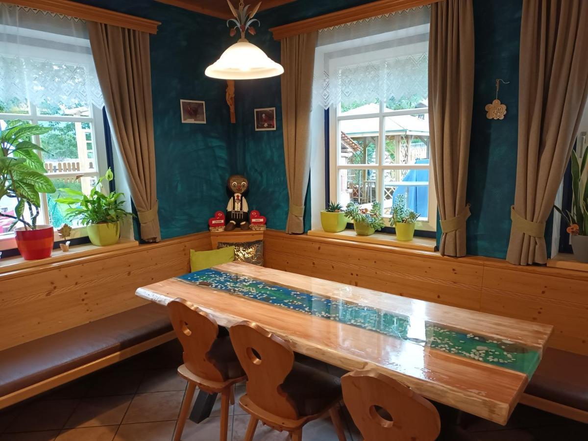 Gasthof Zum Postwirt Predlitz Luaran gambar